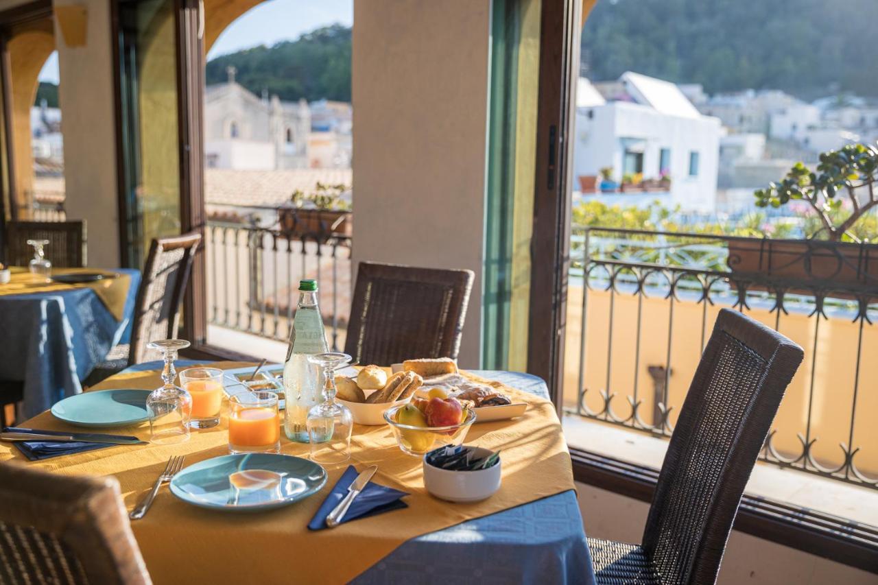 Hotel Clelia Устика Экстерьер фото